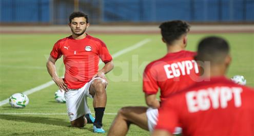 المنتخب يُعلن سبب عدم مشاركة حمدي فتحي في التدريبات